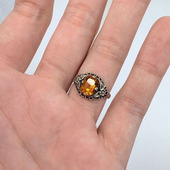 VTG Sterling Silver 925 Amber Prong Set Floral Design Statement Ring Size 7 - Picture 6 of 8
